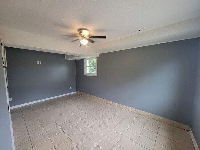 Building Photo - 3513 Wyevale Dr