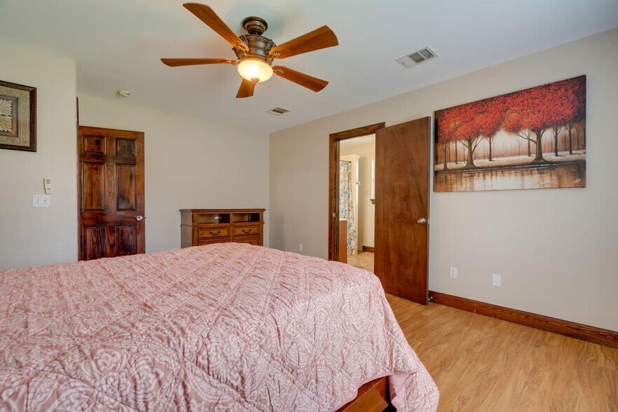 Building Photo - 2609 Wheless Ln