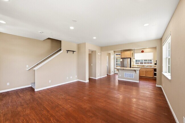 Building Photo - $2,895.95 -  3 Bed, 2.5 Bath Townhome in Denver with Attached Garage and Central AC!