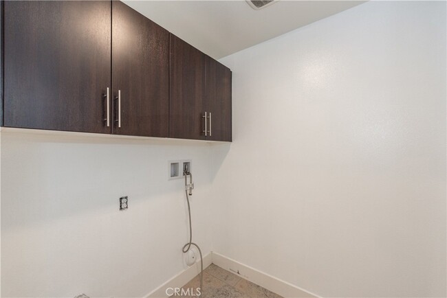 Building Photo - 2768 Wright Ln