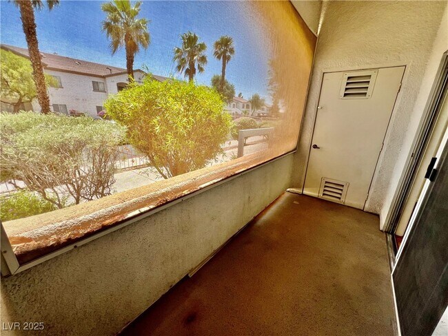 Building Photo - 5655 E Sahara Ave