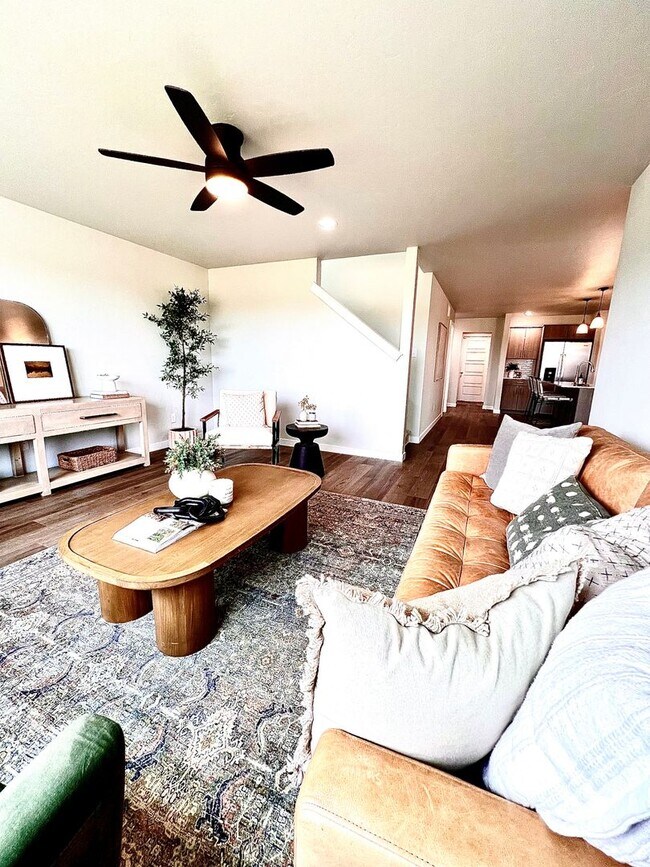 Building Photo - BRAND NEW HOME! 4 Bed/2.5 Bath plus Office and Flex Space Upstairs
