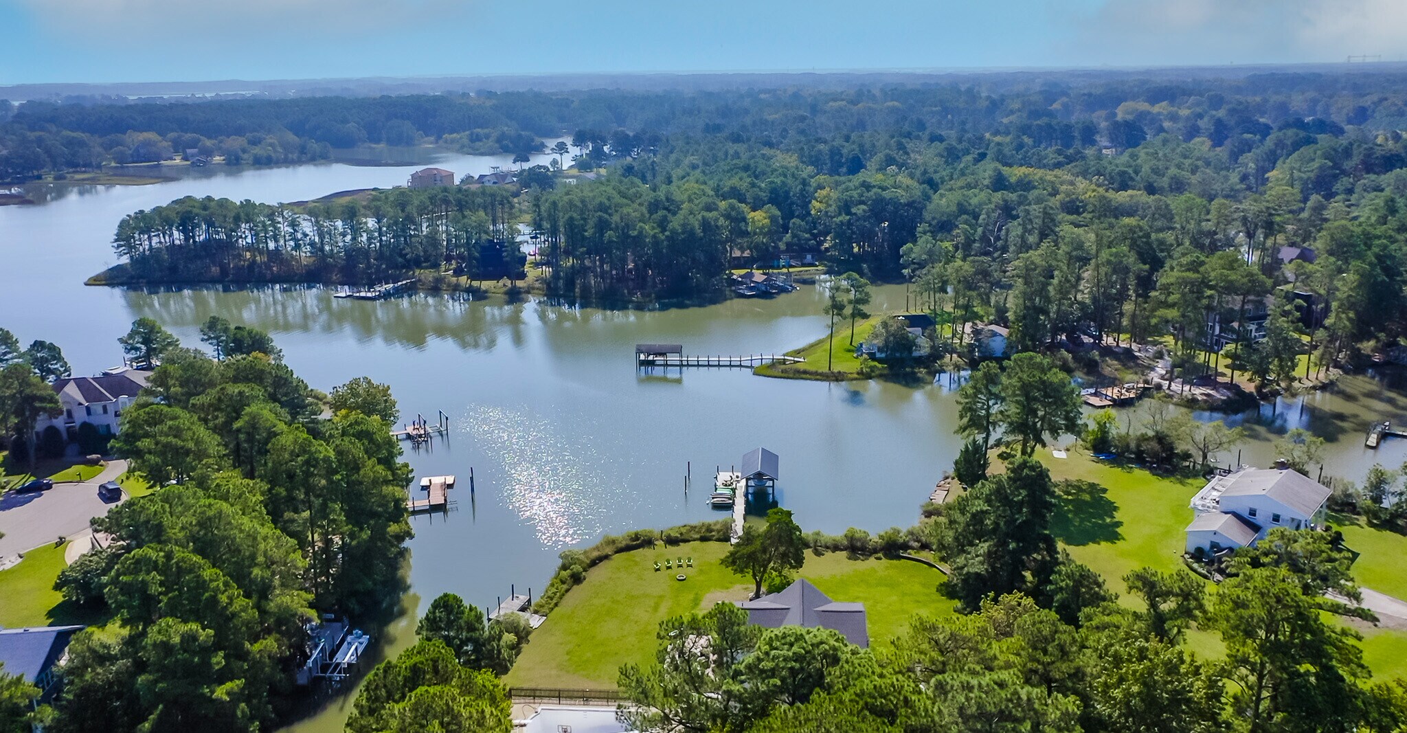 Building Photo - 21 Bayview Dr