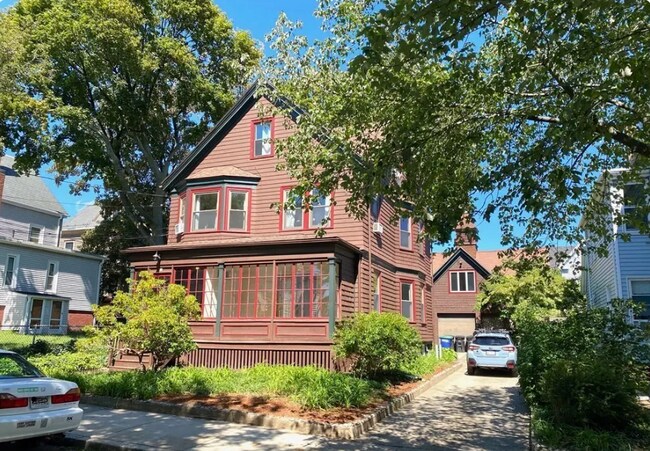 Primary Photo - 33 Preston Rd