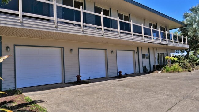 Building Photo - Home Located in Cliffs at Kahakuloa