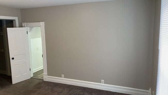 Building Photo - 1150 Creighton Ave