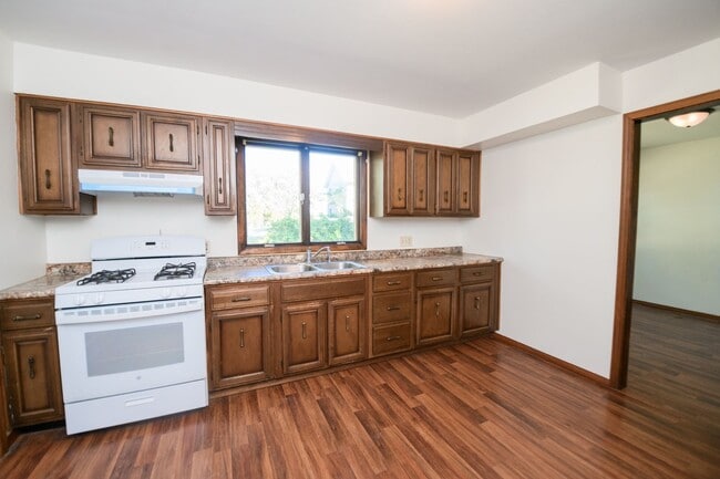 Building Photo - 3 bed 2 bath home in Wheeler