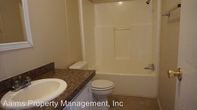 Building Photo - 4 br, 2.5 bath House - 7129 Hypony Trail