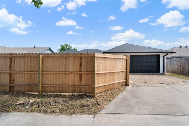 Building Photo - 7205 Ridgeview Dr