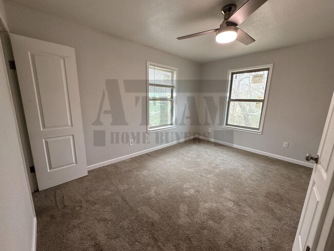 Building Photo - Beautifully updated 1-bedroom, 1-bathroom home!