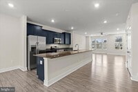 Building Photo - 304 Sweetbay Rd