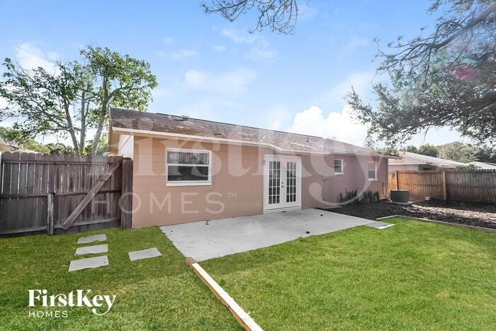 Building Photo - 1418 Stonehaven Way