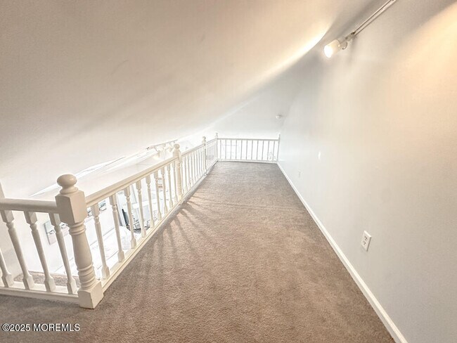 Building Photo - 170 1st Ave