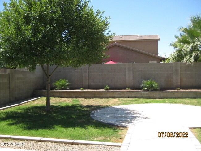 Building Photo - 1781 W Gold Mine Way