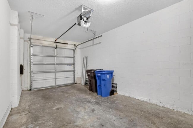 Building Photo - 8850 Indigo Trl Lp