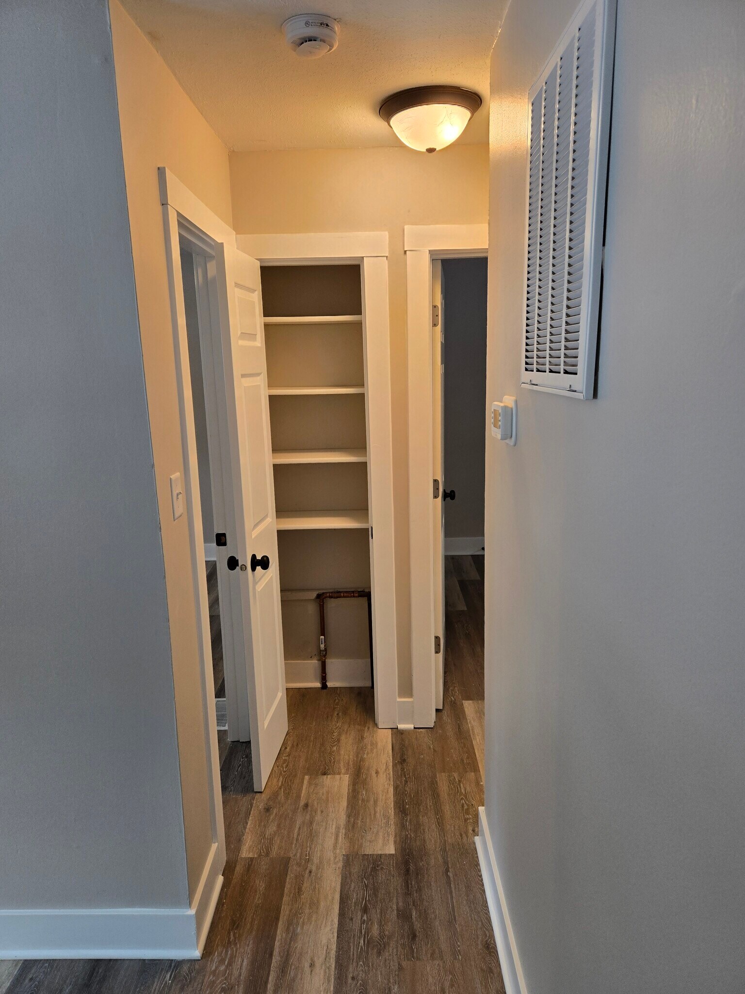 Building Photo - 807 S 15th St