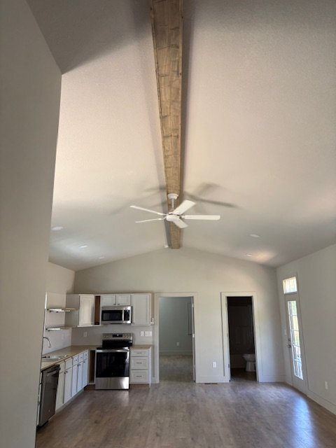 Building Photo - 209 Summit Rd