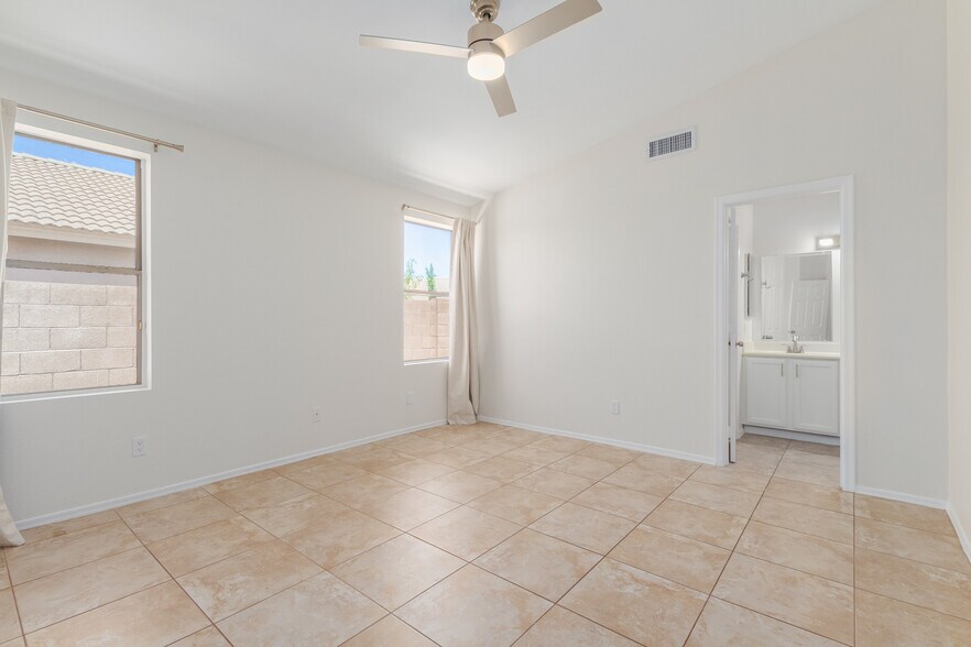 Building Photo - 3510 E Marco Polo Rd