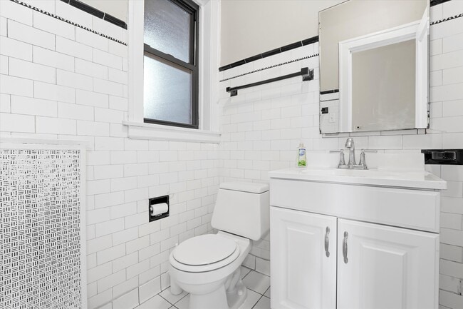 Building Photo - 36 Lawton Rd