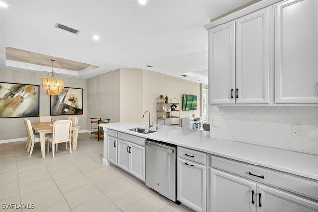 Building Photo - 15215 Tolmino St