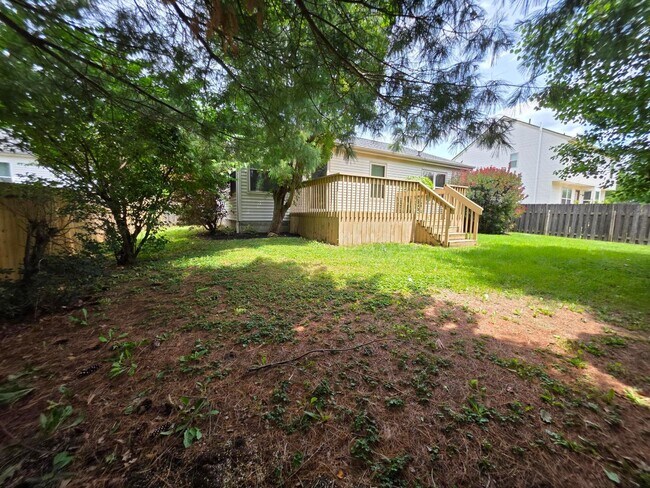 Building Photo - 7253 Fablegate Ct