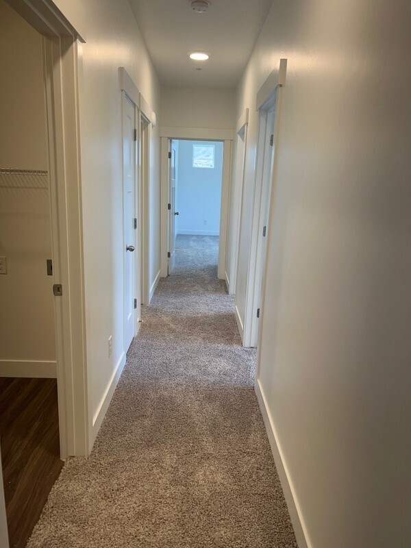 Building Photo - 3363 Hardman Way