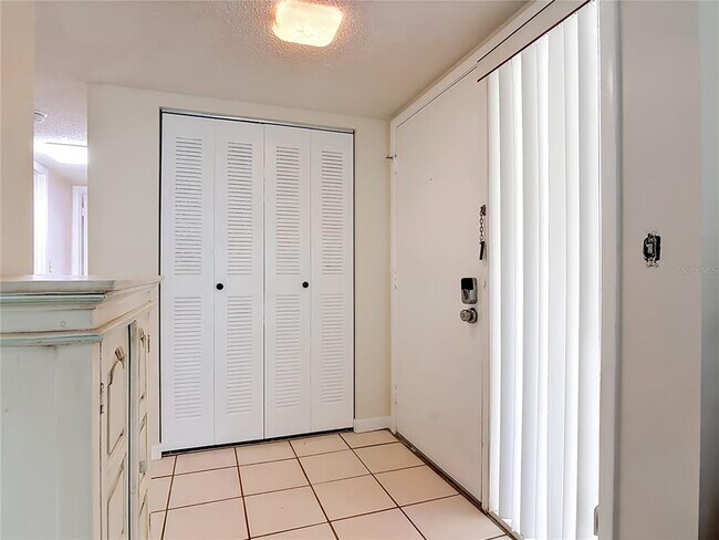 Building Photo - 110 Cypress Woods Ct