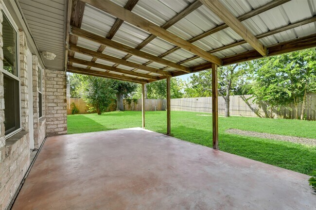 Building Photo - 11110 Sagecountry Dr
