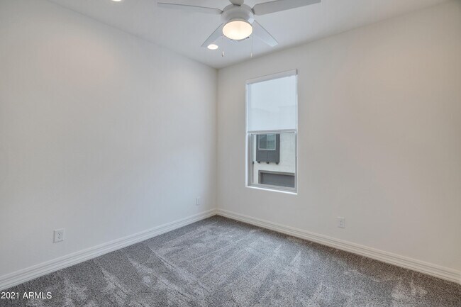 Building Photo - 7358 E Casitas Del Rio Dr