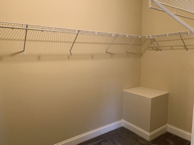 Building Photo - 817 Perennial Dr