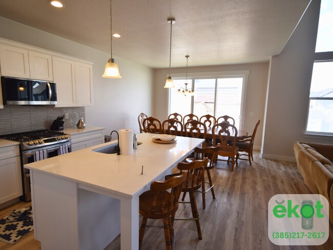 Building Photo - 43 Swasey Peak Wy