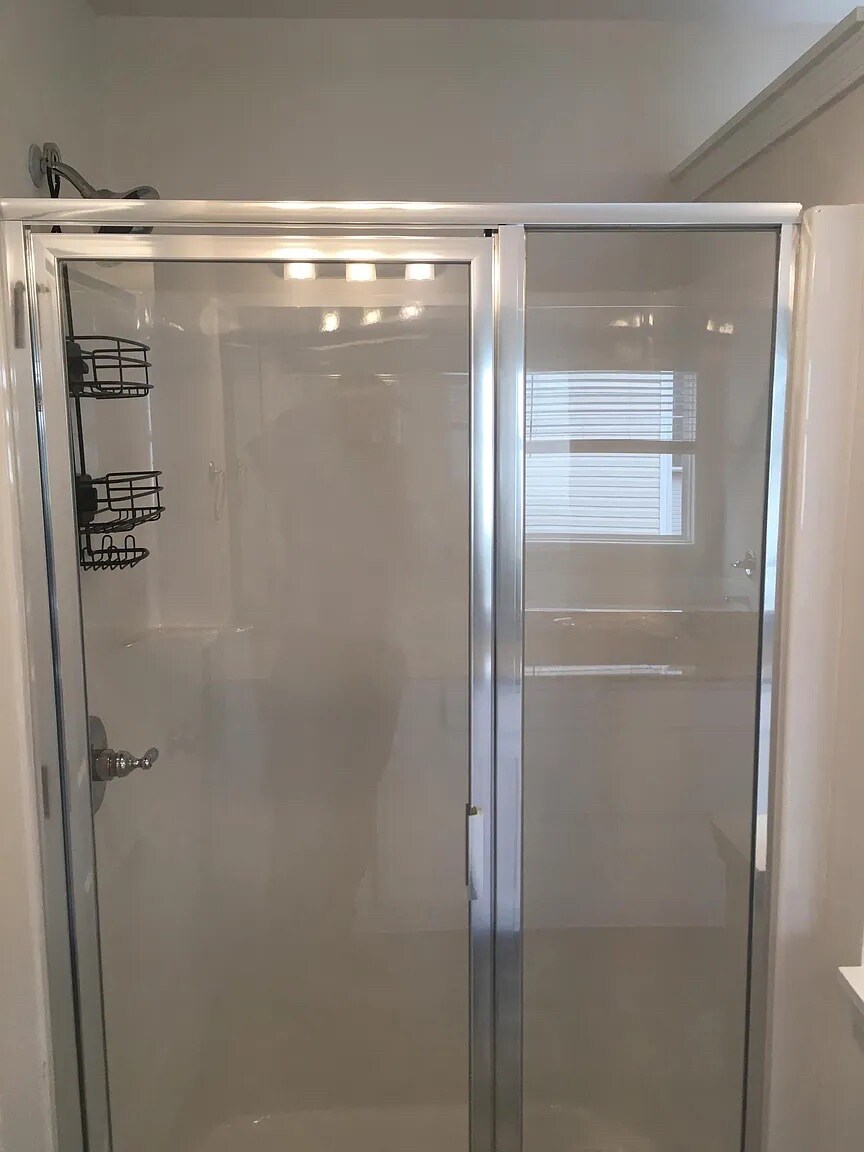 Building Photo - Room in Single Family Home on Dover Ct