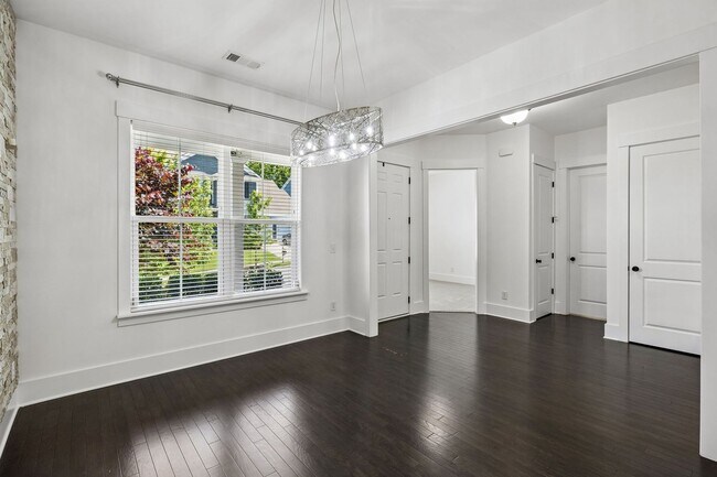 Building Photo - Available now in highly desirable Amelia Park! Beautifully maintained 5-bedroom, 3.5-bath home