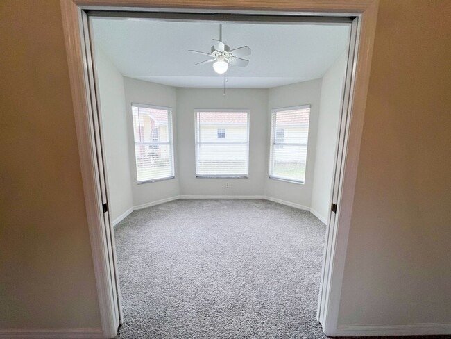 Building Photo - Lovely 2 Bedroom 2 Bathroom home in 55+ Ro...