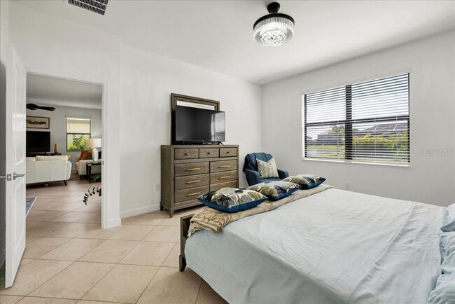 Building Photo - 5161 Coral Reef Wy