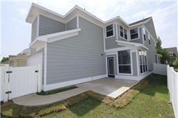 Building Photo - 1717 Forsythe Dr