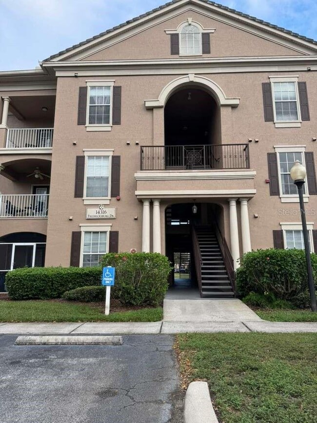 Primary Photo - 14316 Fredricksburg Dr