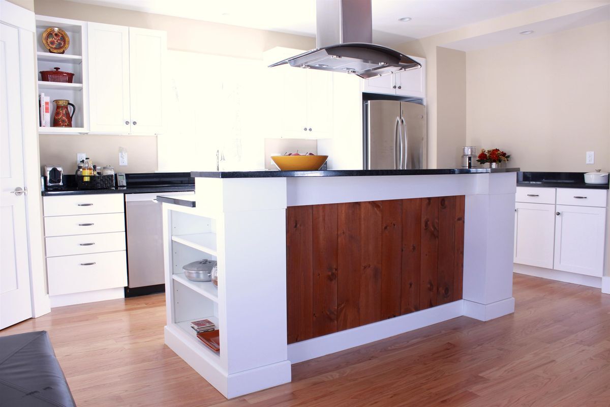 Building Photo - 26 N Main, 2