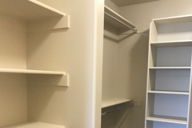 Building Photo - 449 W 2150 N