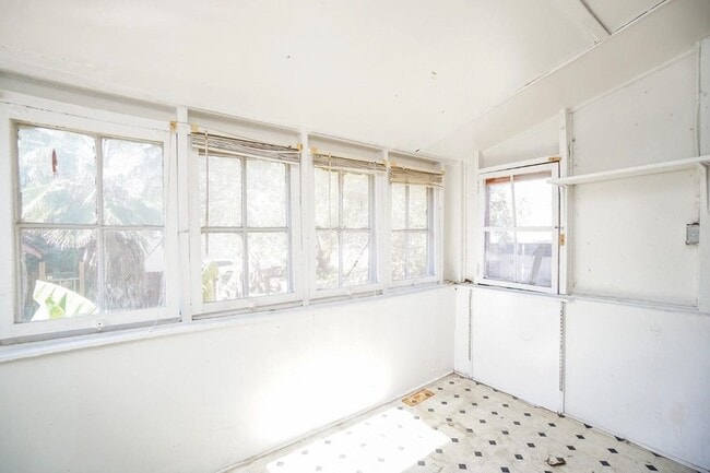 Building Photo - 4314 Jack St