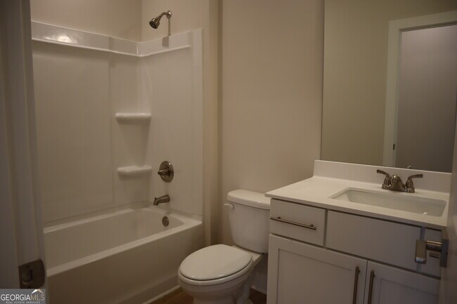 Building Photo - 692 Urban Grange Wy