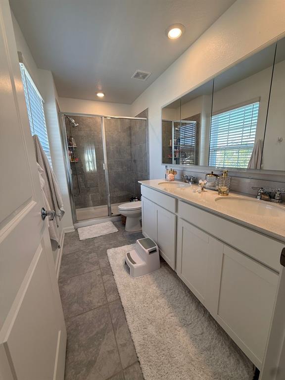 Building Photo - 8097 Sayings Dr