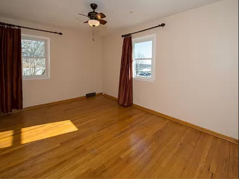 Bedroom, master, SE corner - 8120 Burdette St