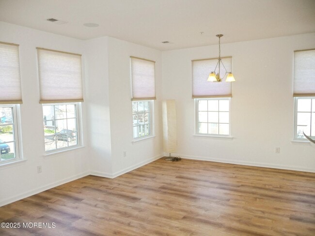 Building Photo - 2-24 Michael Dr