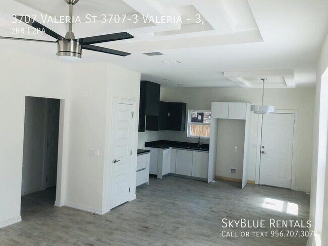 Building Photo - 3707 Valeria St