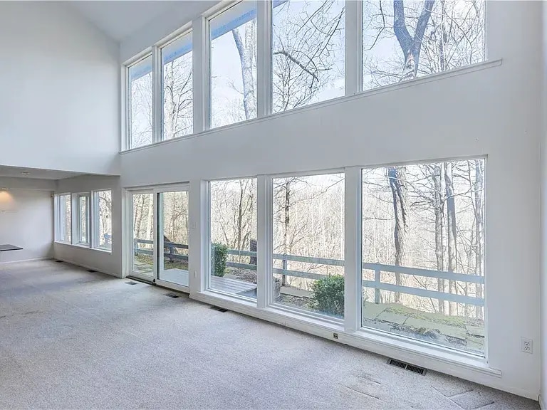 Building Photo - 7520 Spectrum Way