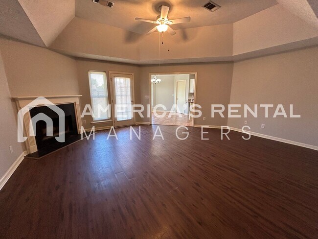 Building Photo - Home for rent in Montgomery!!! Available NOW!!!