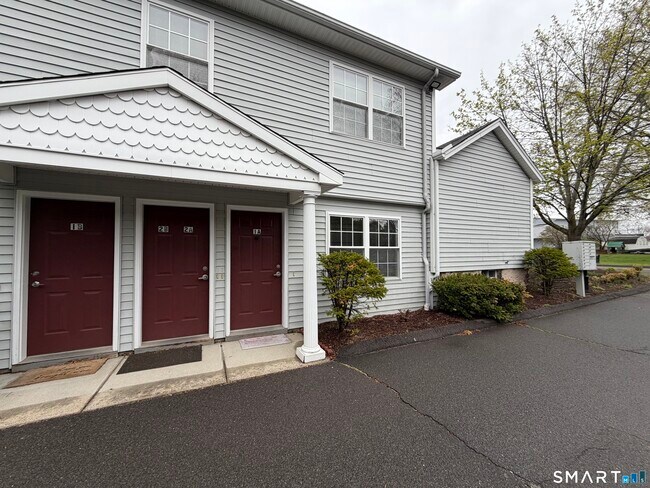 Building Photo - 57 Chapel St