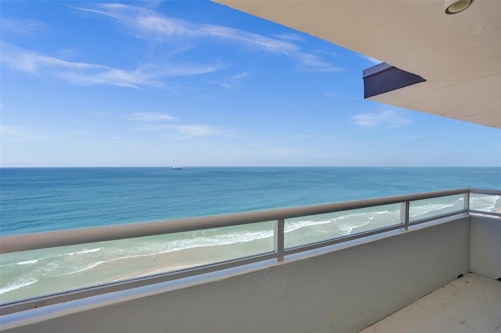 Building Photo - 545 S Fort Lauderdale Beach Blvd