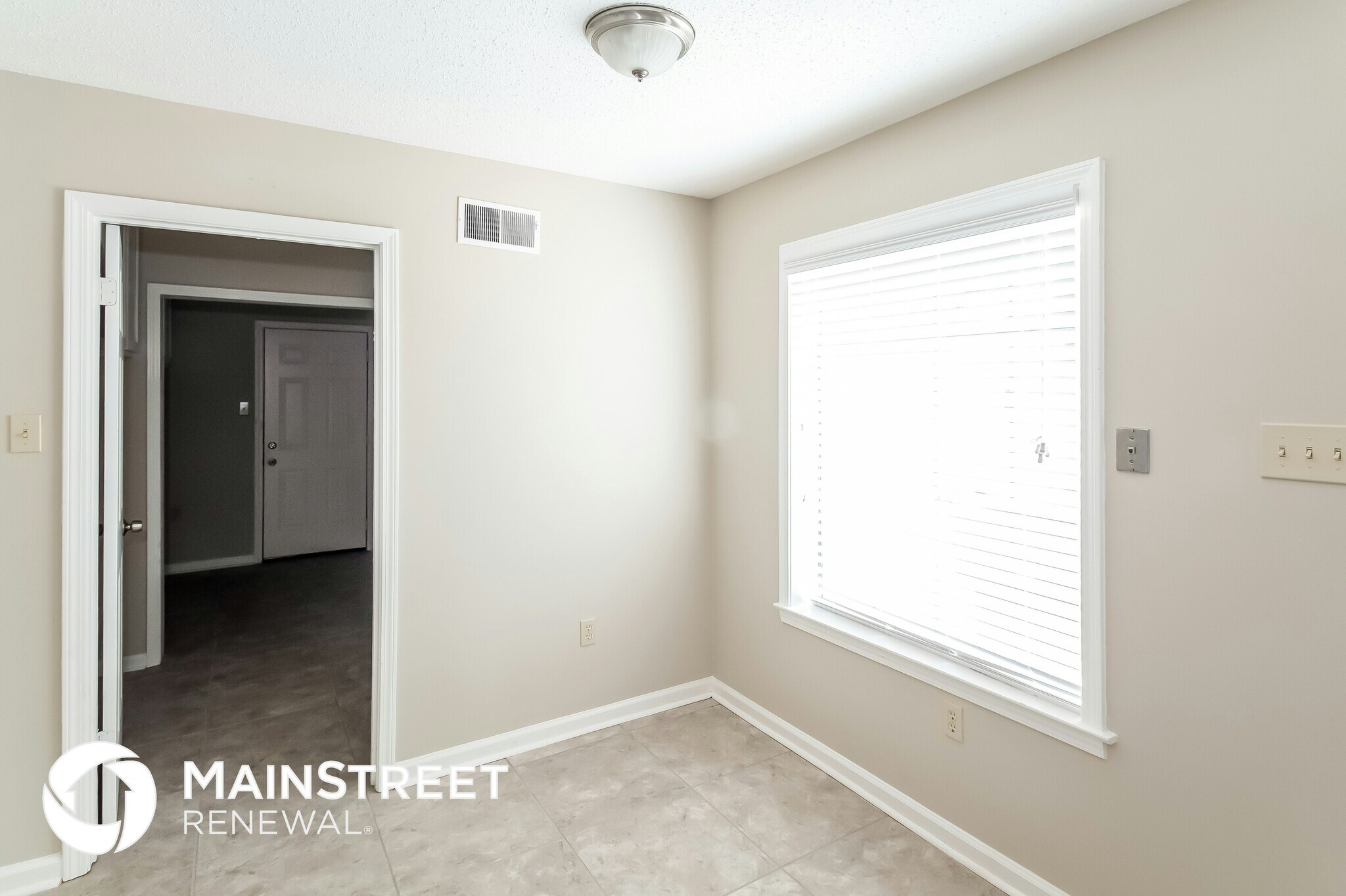 Building Photo - 6755 Cleary Dr